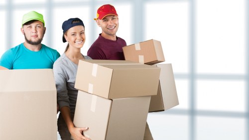 Careful loading and protection of property during a move