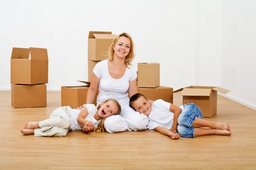Manual handling safety during item lifting and transport