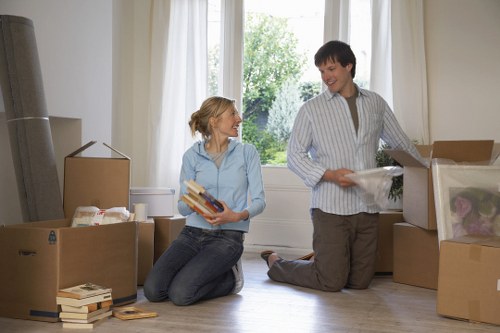 Removal van support for flats and apartments in Maida Vale
